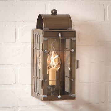 Hyannis Small Wall Lantern