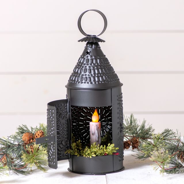https://www.irvins.com/mm5/graphics/00000001/3/baker's-lantern-in-smokey-black-k15-19sm-christmas_640x640.jpg
