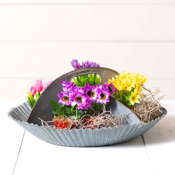 Scalloped Caddy in Weathered Zinc